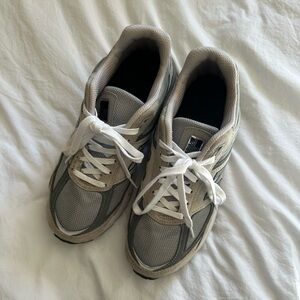 New Balance 990v5 Made in USA sneakers